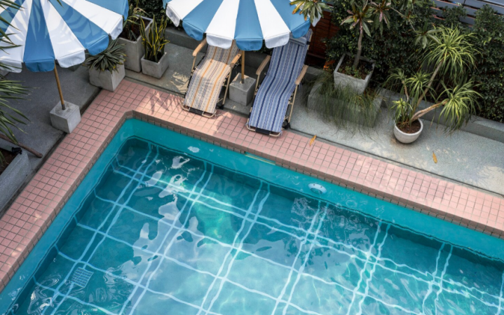 Construction de piscines, Alençon